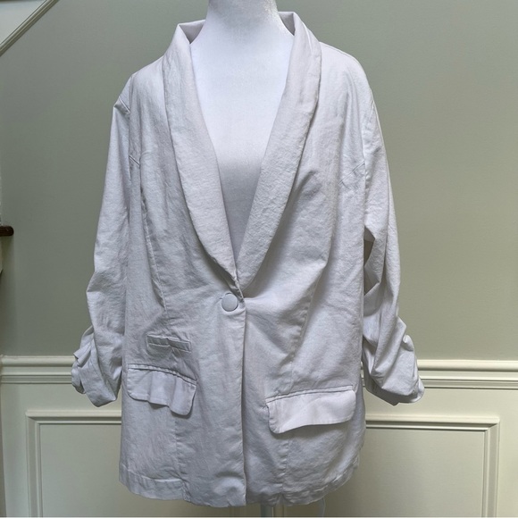Torrid White Linen Blazer Size 2XL - Picture 1 of 9